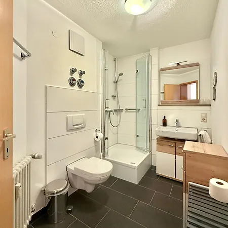 Waldklang - Mit Terrasse Und Gartenzugang * تيتيسي نيوستادت